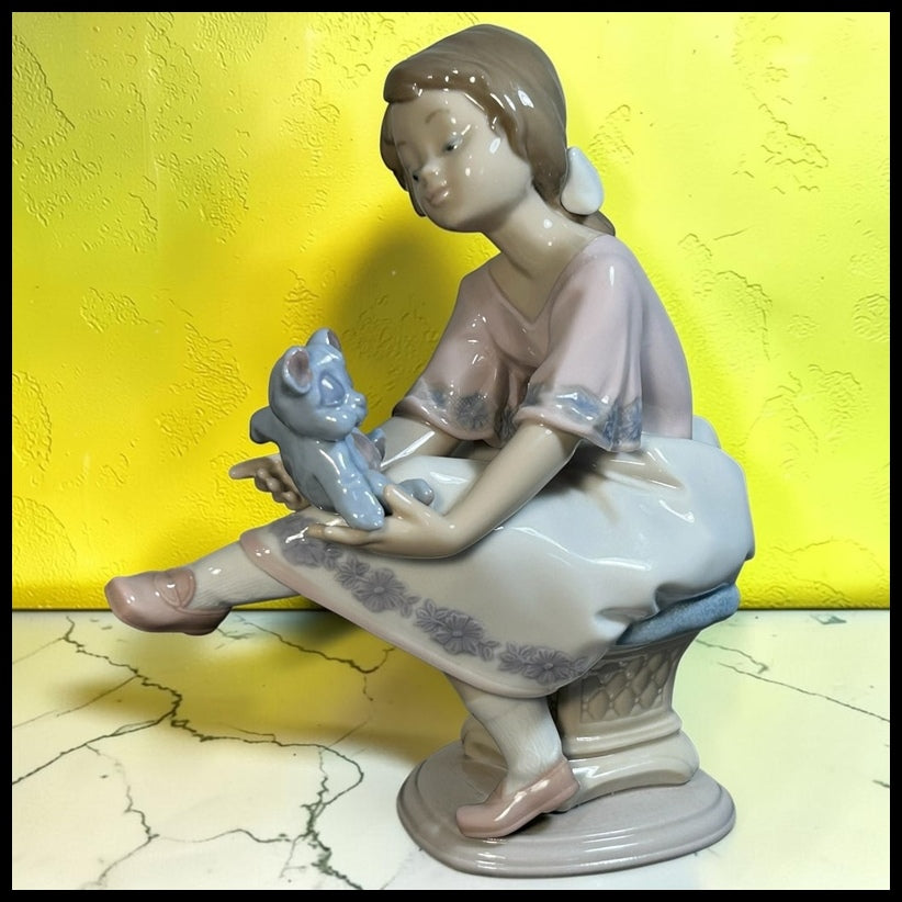 Vintage 1993 Spanish Lladro Porcelain Best Friend Figurine (#7620) (Retired)