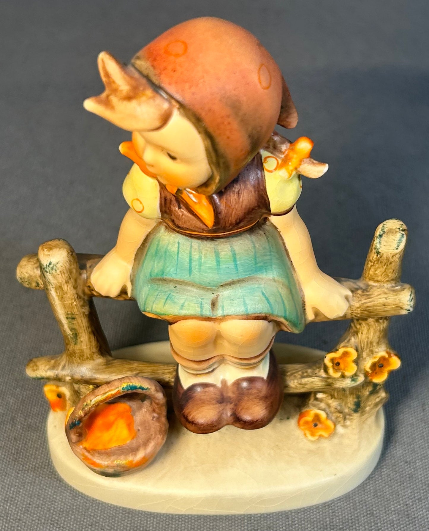 Vintage 1970’s Goebel Hummel “Just Resting” Ceramic Figurine Made in West Germany (Retired)
