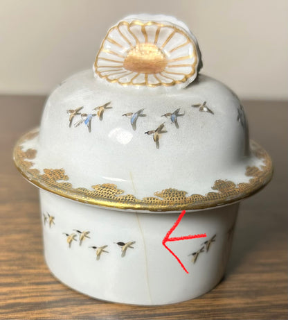 Early 20th Century Japanese Kutani Porcelain Hand-Painted Gilded Chrysanthemum Floral/Mountain Creek Landscape Motifs Teapot and Lidded Sugar Bowl Set (Meiji Period)