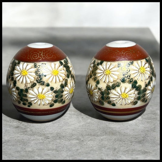 Set of Vintage Mid 20th Century Japanese Kutani Porcelain Chrysanthemum Floral Motif Egg-Form Wind Chimes (Shōwa Period)