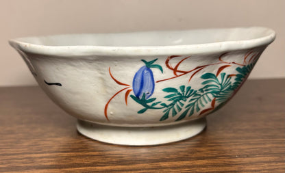 Circa 1900 Chinese Export Porcelain Hand-Painted Floral/Foliate Motifs Flared Rim Footed Bowl (Qing Dynasty)