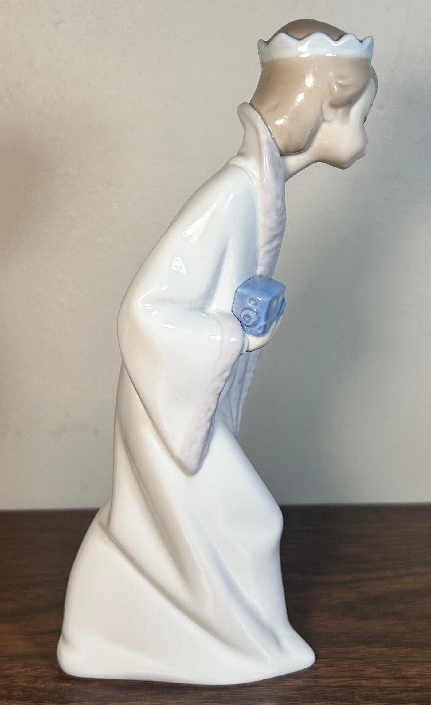 Vintage 1977-1984 Spanish Lladro Porcelain King Gaspar Children’s Nativity Collection Figurine (#4674) (Retired)