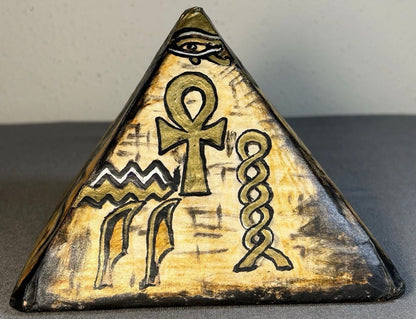 Vintage Egyptian Revival Style Painted Papyrus Pyramid Sculpture Signed A Hamilton Original (20th Century)