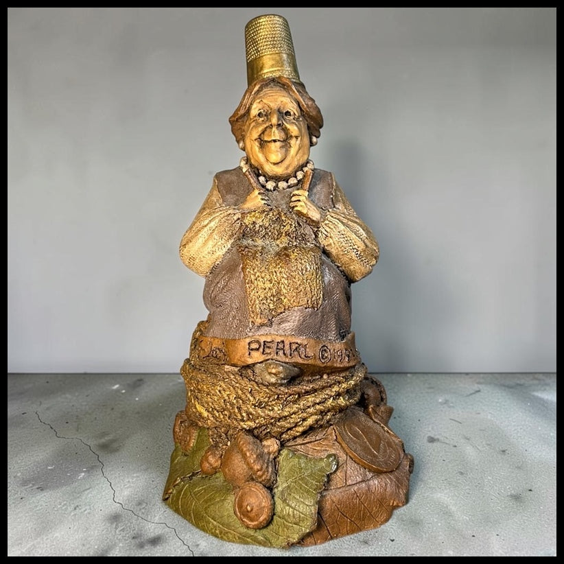 Vintage 1992 American Tom Clark Pearl Resin Thimble Gnome Figurine with Story Card