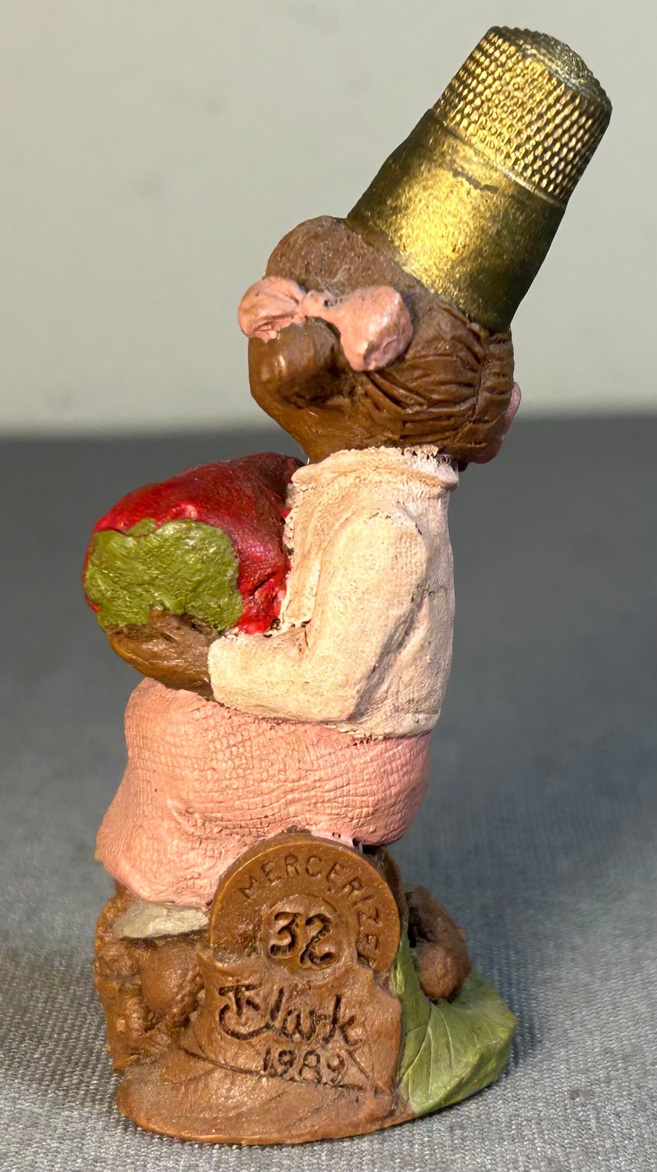Vintage 1989 American Tom Clark Mendy Resin Thimble Gnome Figurine with COA and Story Card