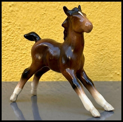 Vintage 1961-1973 English Beswick Pottery Ceramic Large Stretched Foal Horse Figurine