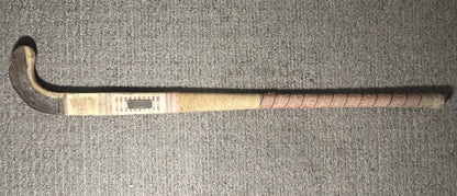 Vintage 1956 Melbourne Olympics Pakistan National Field Hockey Team Facsimile Signatures Bulldog Brand Presentation Souvenir Stick