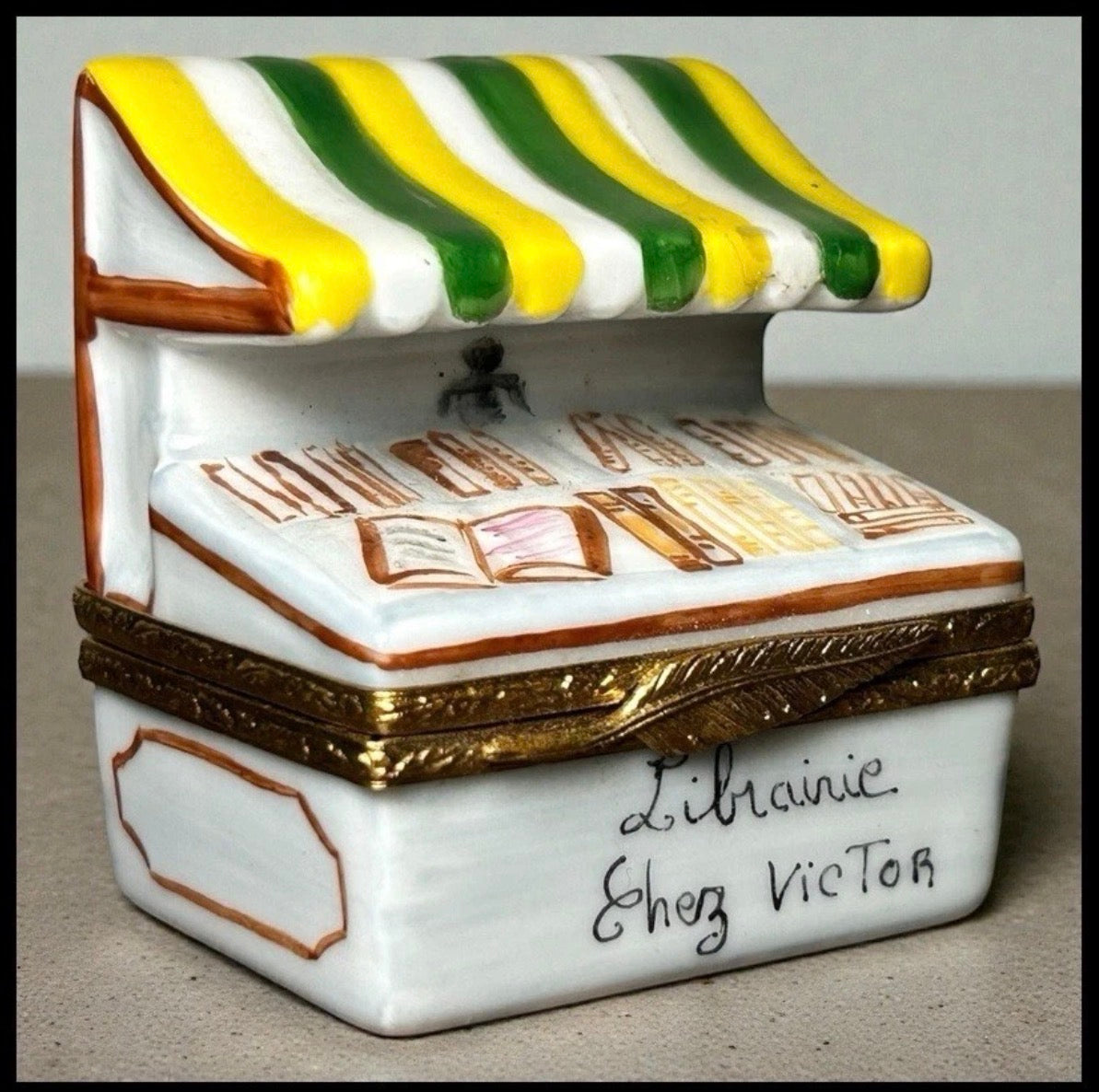Vintage 1990’s French Limoges Hand-Painted Limited Edition Librairie Chez Victor Bookstore Trinket Box