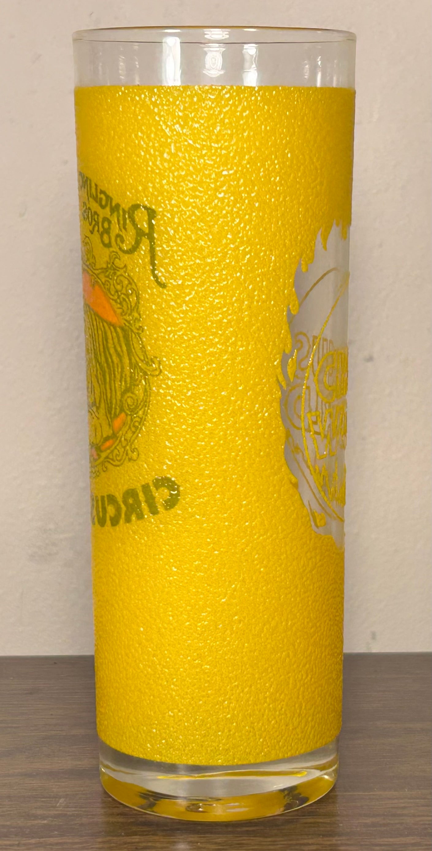 Vintage 1980’s Ringling Brothers & Barnum & Bailey Circus World Souvenir Tall Yellow Tiger/Ring of Fire Motif Glass