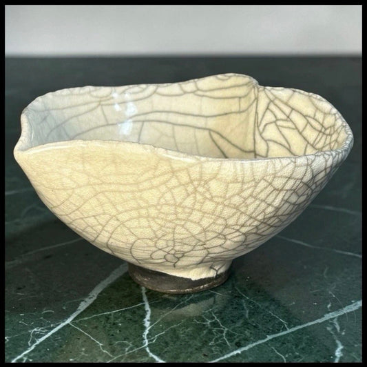 French Contemporary Style Laetitia Pineda Raku Art Pottery Crackle Glazed Clay Small Footed Heart Bowl (21st Century)