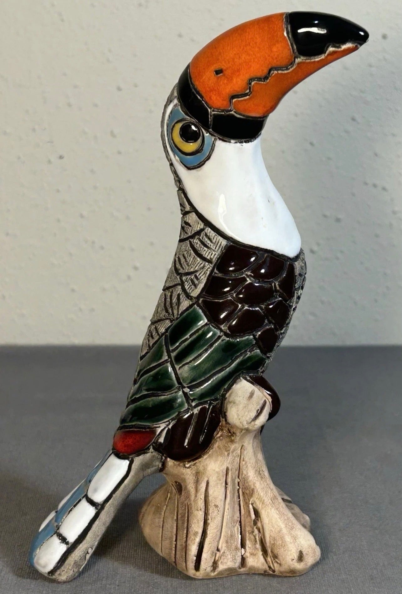 Vintage Circa 1970 Venezuelan Art Pottery Ceramic Toucan Souvenir Figurine