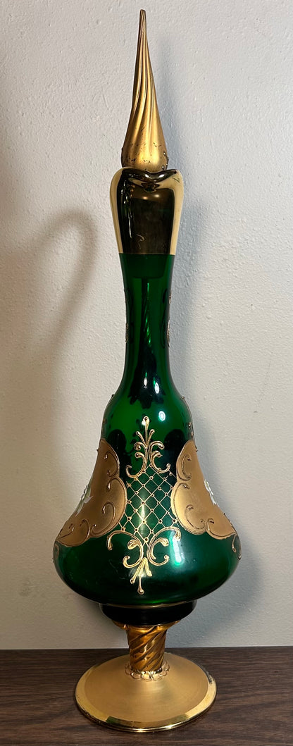 Vintage Mid 20th Century Italian Venetian Murano Tre Fuochi Gilded Emerald Green Glass Hand-Painted Floral Motifs Decanter and 5 Goblets Set