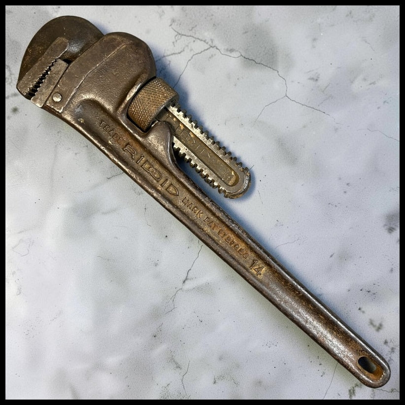 Vintage 1950’s American RIDGID Cast Iron No. 14 Straight Pipe Wrench