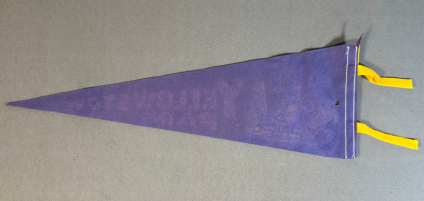 Vintage 1960’s American Yellowstone Park Marching Drummer Bear Souvenir Felt Pennant