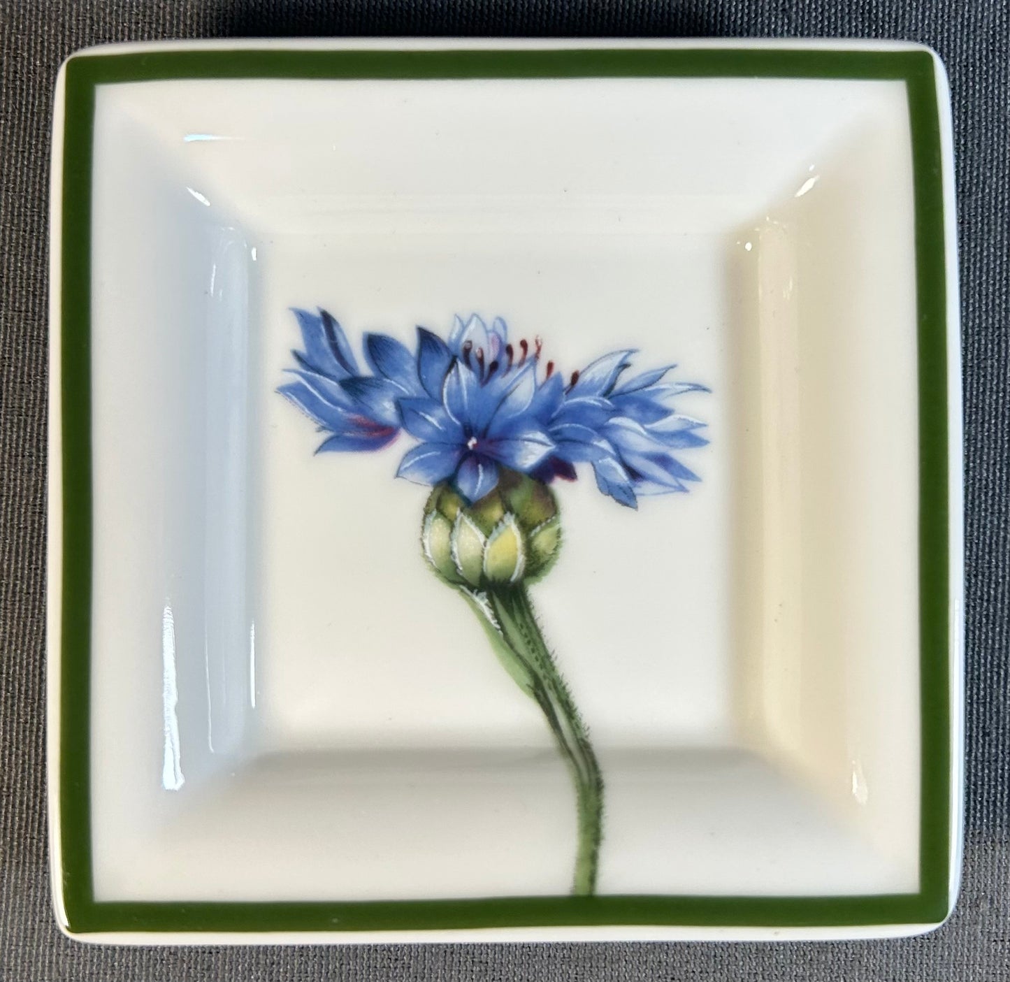 2002 Villeroy & Boch Porcelain Blue Cornflower Floral Motif Square Trinket Dish with Original Box