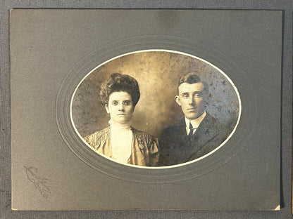 Lot of 4 Late 19th Century American Victorian Cabinet Card/Studio Print Portrait Photographs