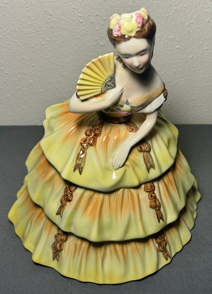Vintage 1950’s American Goldscheider Everlast Ceramic Southern Belle Figurine