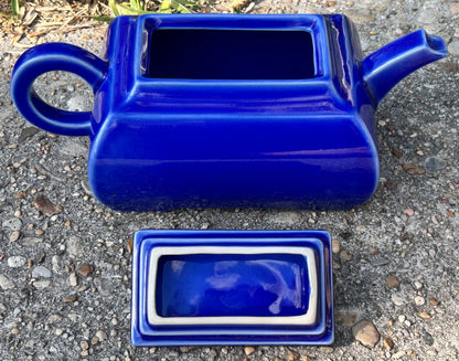 Vintage 1990’s French Mariage Freres Theiere Mandarins Cobalt Bleu Stoneware Ceramic Chinese Ming Dynasty Style Teapot