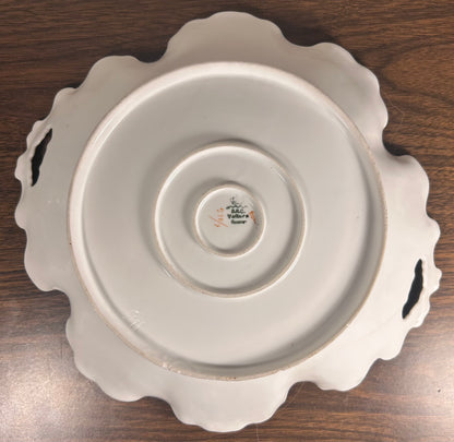 1897-1903 German Victorian Art Nouveau Bauer, Rosenthal, & Co. Porcelain Voltaire Pattern Serving Bowl with Handles