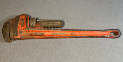 Vintage 1960’s American RIDGID No. 18 Cast Iron Straight Pipe Wrench Tool