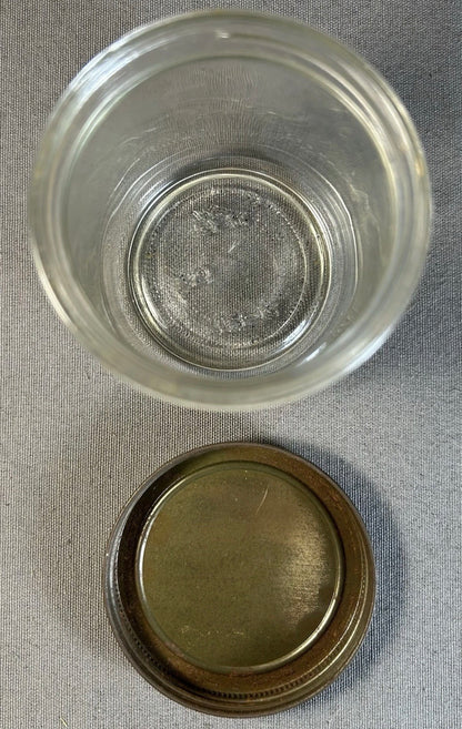 Vintage 1950’s American Joey’s Fresh Shucked Oysters Amite, Louisiana Glass/Metal Lid 12 Oz. Jar