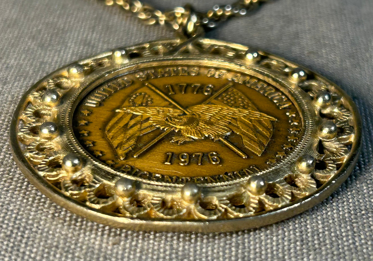 Vintage American 1976 Bicentennial Eagle and Flags/Liberty Bell Motifs Coin Gold-tone Metal Pendant Necklace