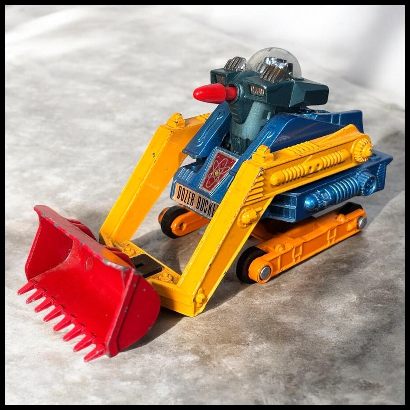 Vintage 1976 Japanese Shinsei UFO Commander 7 Dozer Bucketer with Missile Diecast Metal Toy