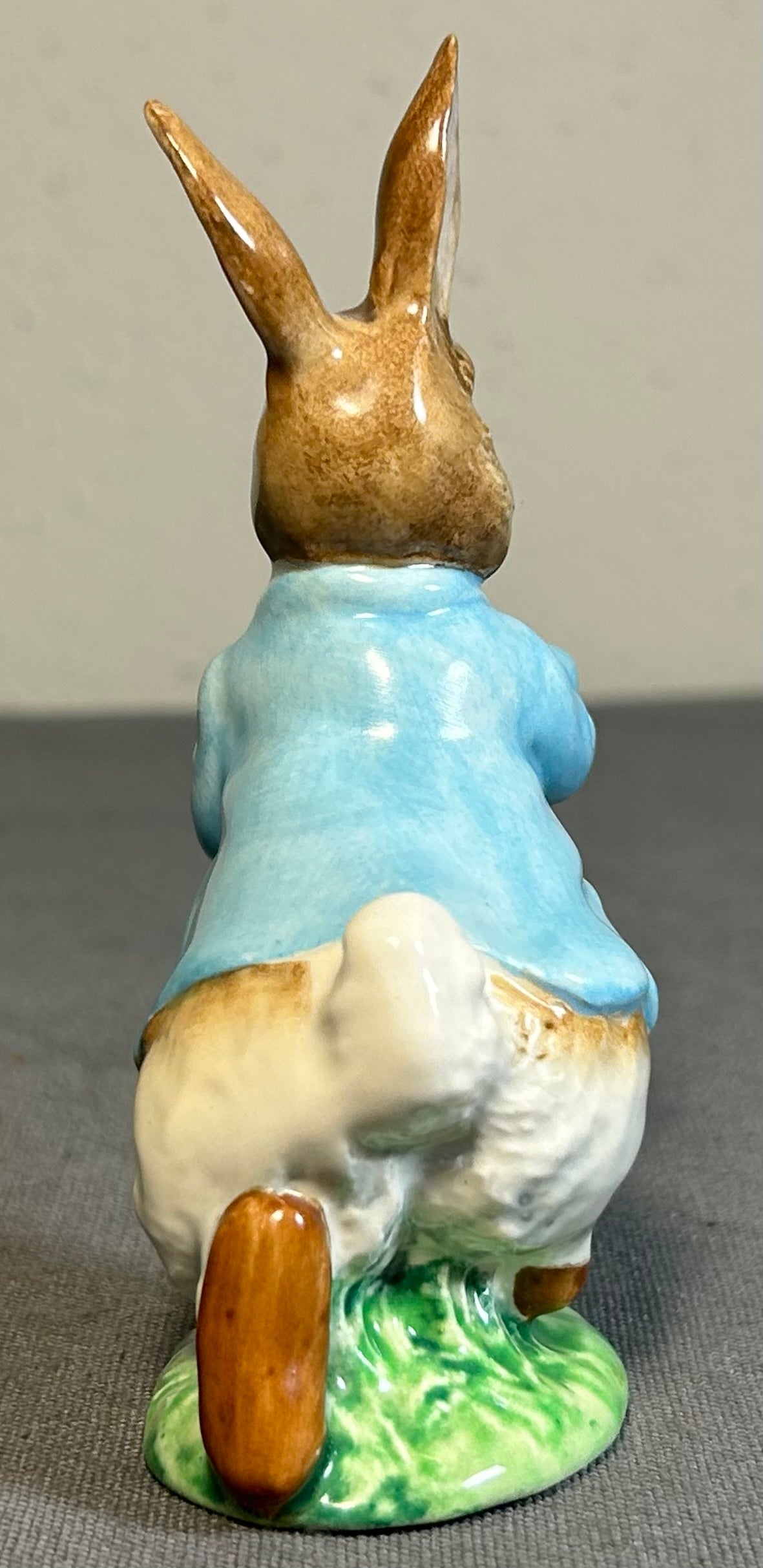Vintage 1970’s English Beswick Ceramic Beatrix Potter Peter Rabbit Figurine (Retired)