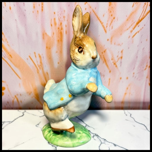 Vintage 1970’s English Beswick Ceramic Beatrix Potter Peter Rabbit Figurine (Retired)