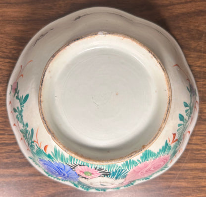 Circa 1900 Chinese Export Porcelain Hand-Painted Floral/Foliate Motifs Flared Rim Footed Bowl (Qing Dynasty)