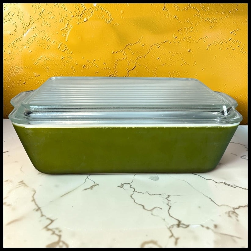 Vintage Circa 1970 American Pyrex 503 Verde Green 1 1/2 Quart Refrigerator Dish with Glass Ribbed Lid