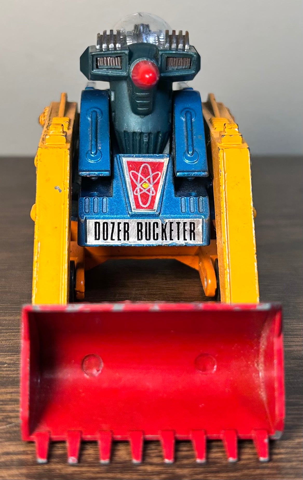 Vintage 1976 Japanese Shinsei UFO Commander 7 Dozer Bucketer with Missile Diecast Metal Toy