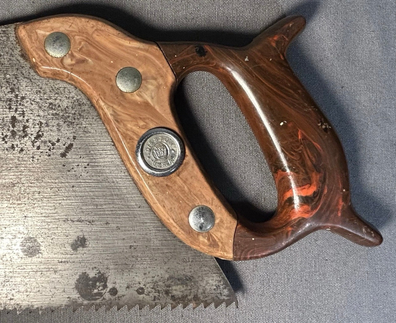 Vintage 1946-1954 American Henry Disston & Sons 26-Inch Steel Metal Blade/Disstonite Thermoplastic Marbleized Brown Body/Orange Shield Handle D-95 Masterpiece Model Handsaw