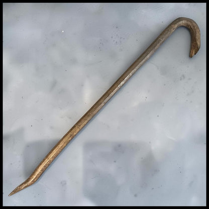 Circa 1900 American Primitive Hand-Forged Wrought Iron Gooseneck Wrecking Pry Bar
