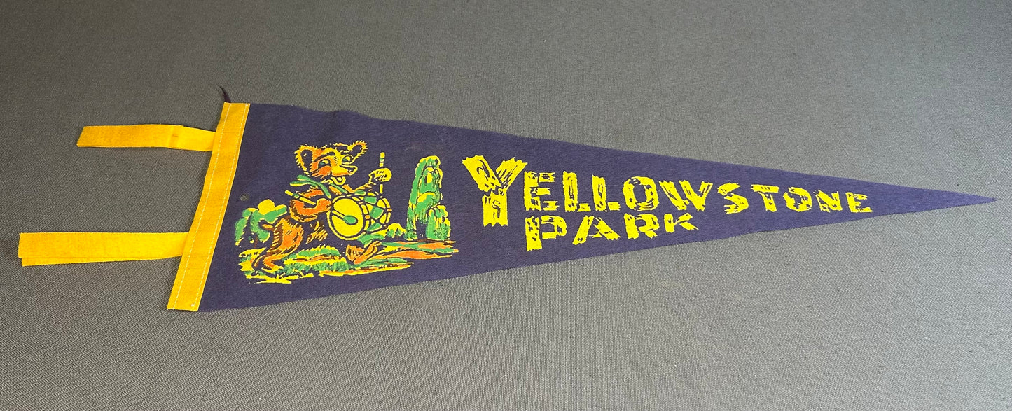 Vintage 1960’s American Yellowstone Park Marching Drummer Bear Souvenir Felt Pennant
