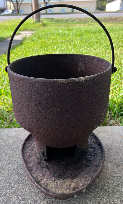 Mid to Late 19th Century American Primitive Cast Iron Brazier with Tripod Stand and Bail Handle