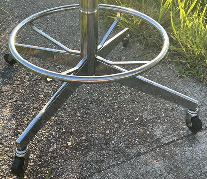 Vintage 1960’s/1970’s American Cramer Industries Upholstered Seat/Cast Aluminum Base Rolling Perch Stool