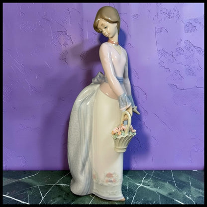 Vintage 1994 Spanish Lladro “Basket of Love” Figurine (#7622) (Retired)