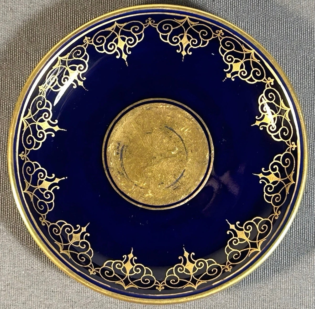 1930’s Austrian Augarten Porcelain Biedermeier Style Gilded Cobalt Blue Scrollwork Motifs Demitasse Cups and Saucer Set