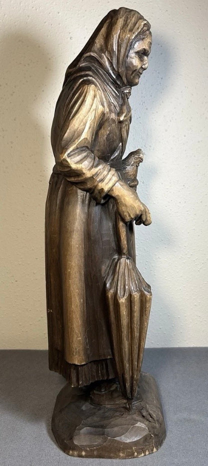 Early 20th Century French Breton Country Peasant Woman Hand-Carved Walnut Wood Sculpture