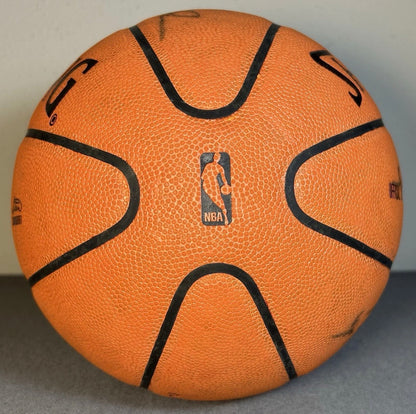 2008-2009 New Orleans Hornets Team Signed Spalding Official Game Basketball