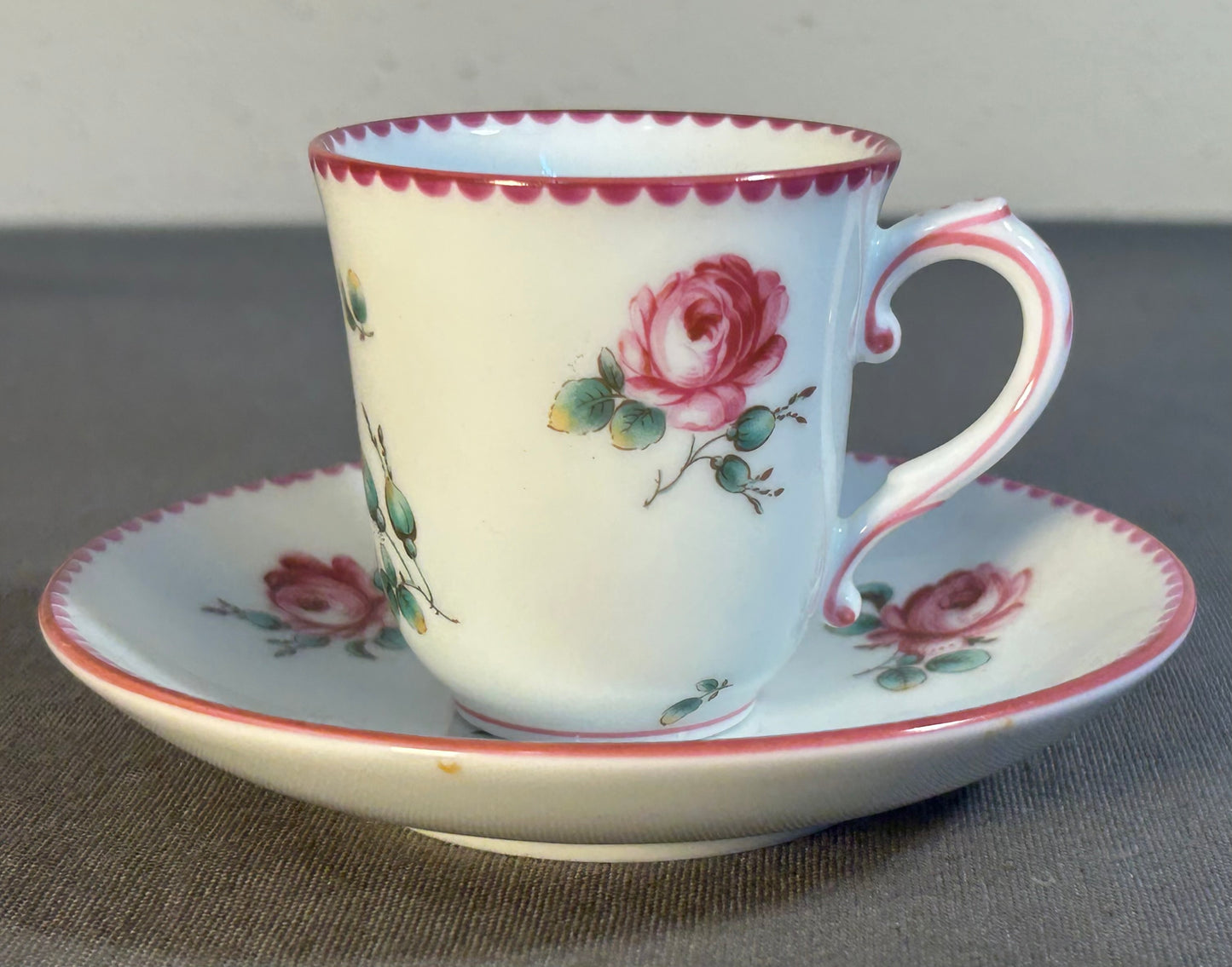 Vintage 1994-2006 Italian Richard Ginori Porcelain Antique Rose Amalfi Pink Demitasse Cup and Saucer Set (Retired)