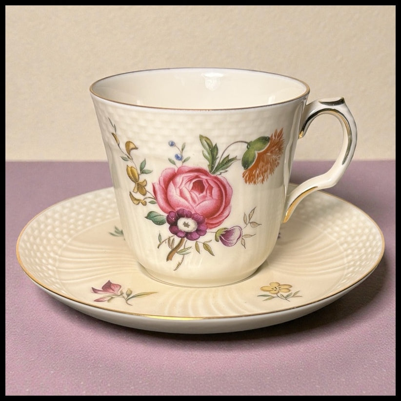 1947-48 Danish Royal Copenhagen Porcelain Frijsenberg Floral Pattern Demitasse Cup and Saucer Set