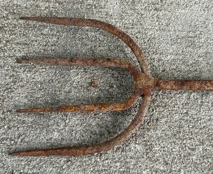Late 19th Century American Primitive Wrought Iron Four-Prong Fireplace Toasting Fork