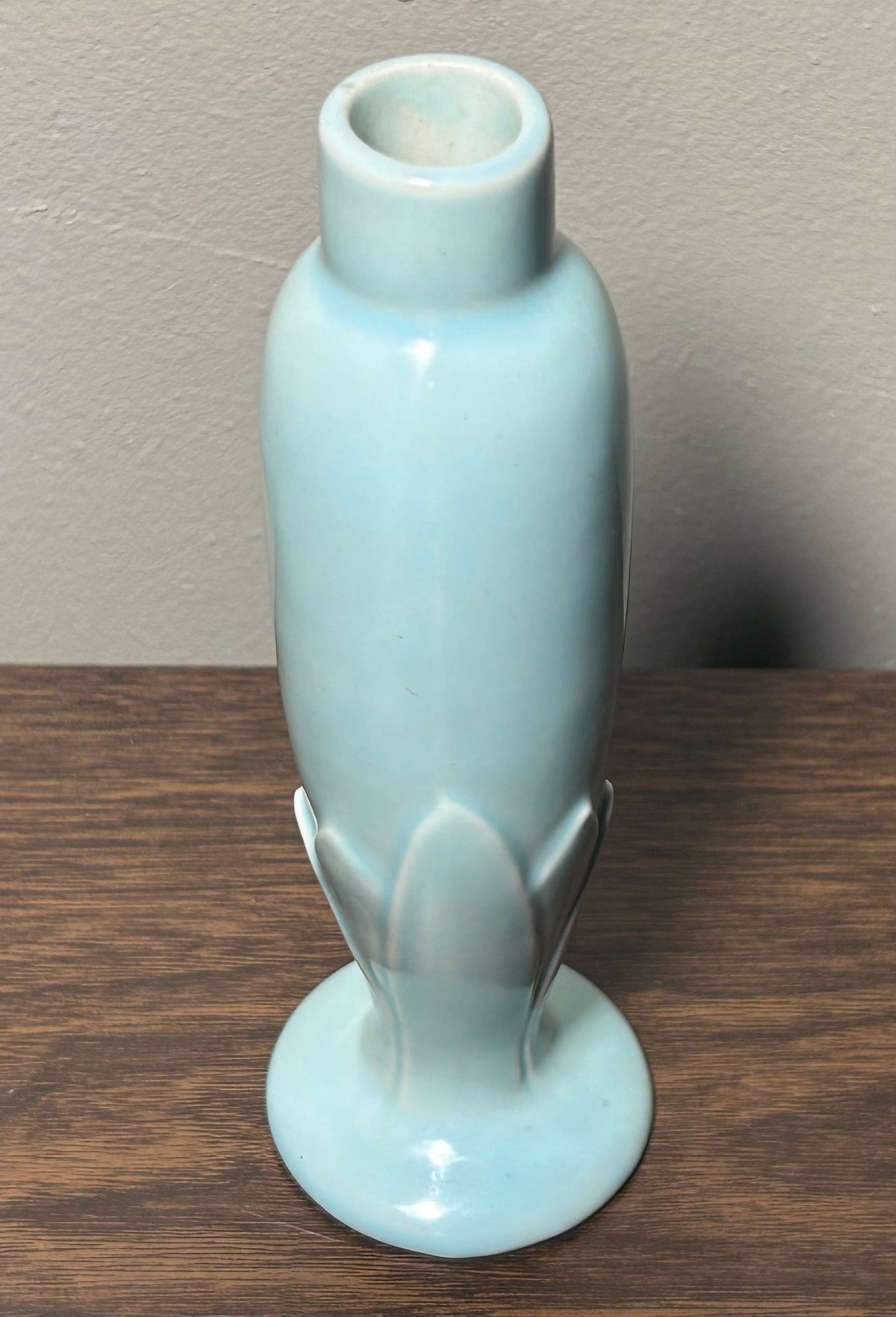 Vintage 1950’s American Mid Century Modern L’Orle Pottery Ceramic Pastel Blue Bud Vase