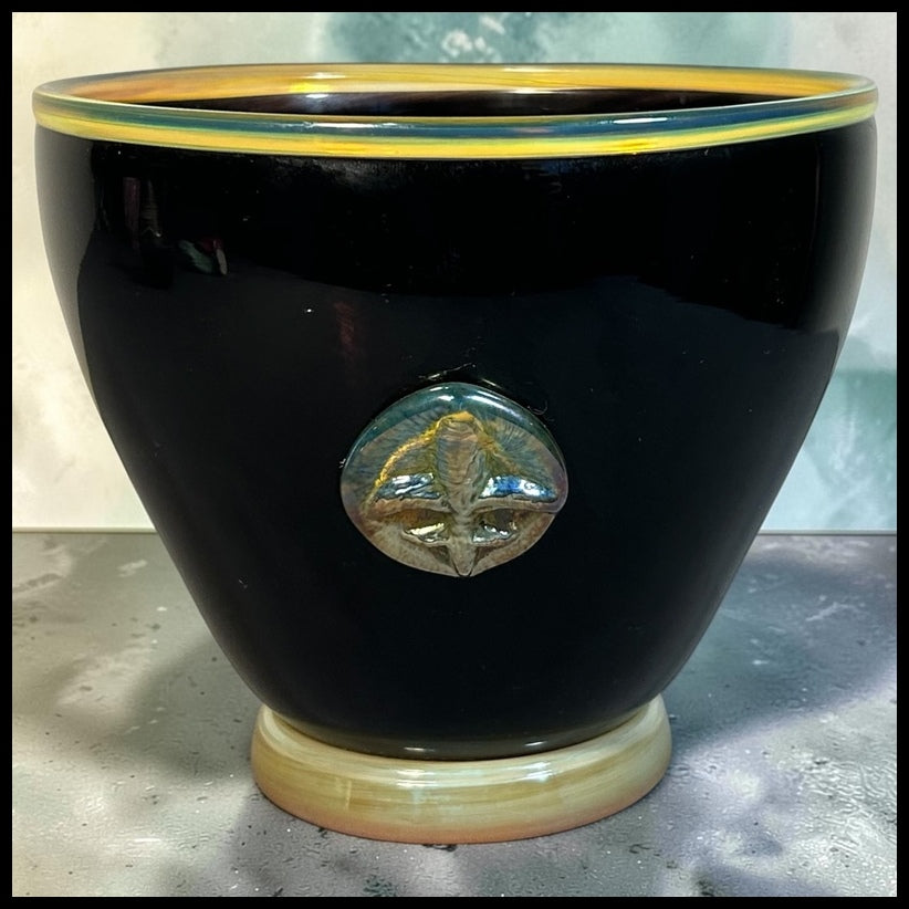 2010 Vella Vetro Studio Art Glass Contemporary Style Bowl with Fleur de Lis Medallion (New Orleans)