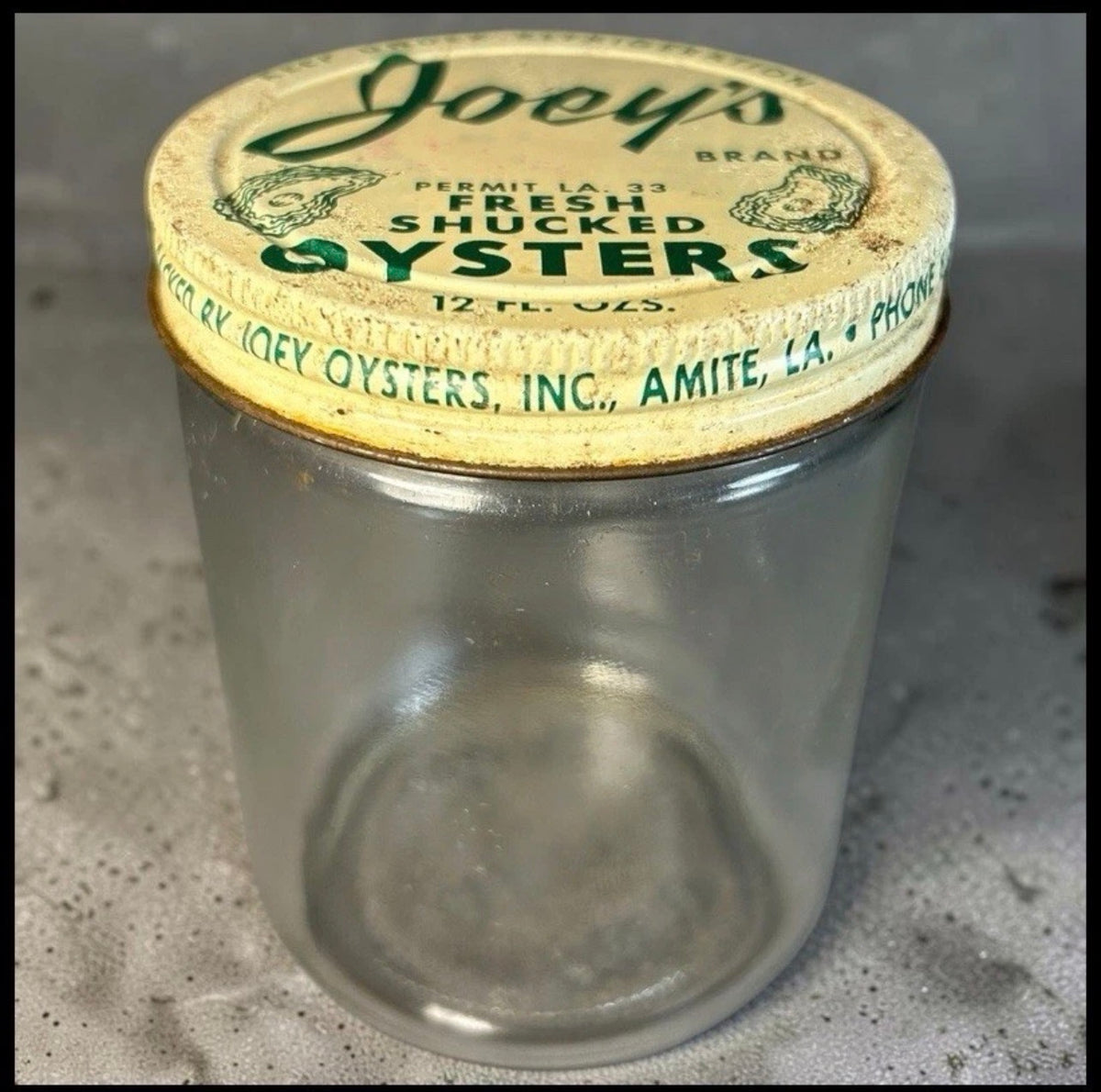 Vintage 1950’s American Joey’s Fresh Shucked Oysters Amite, Louisiana Glass/Metal Lid 12 Oz. Jar