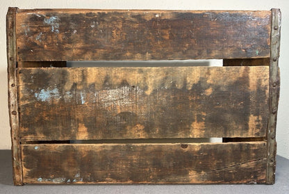 1940’s New Orleans Regal Beer American Brewing Company Wooden/Metal Strapped 24-Bottle Beverage Shipping Crate