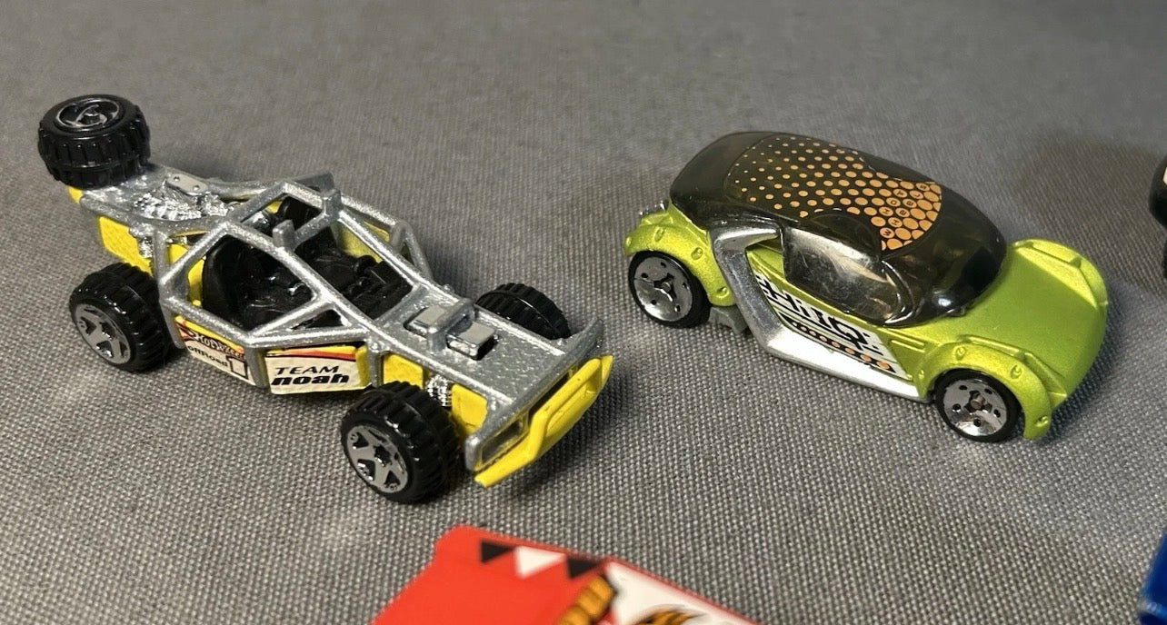 Lot of 7 Hot Wheels Cars