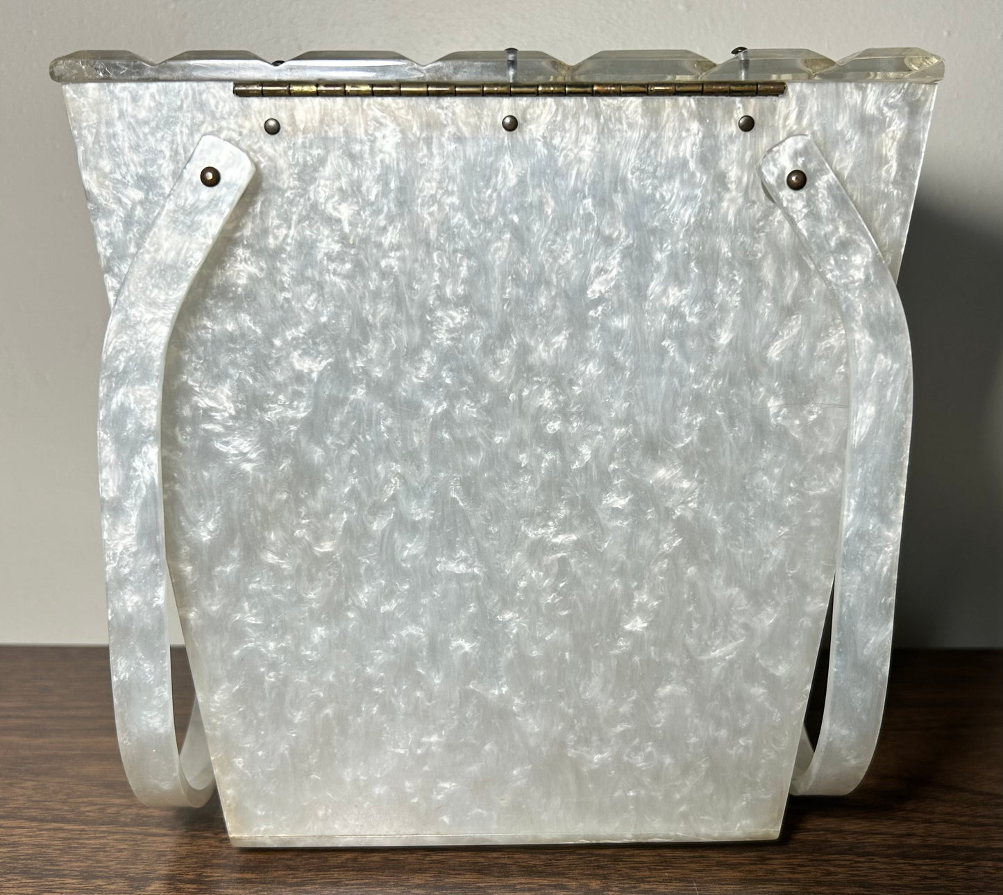 Vintage 1950’s American Wilardy Pearlescent Marbleized White Lucite/Metal Filigree Box Purse Made in New York